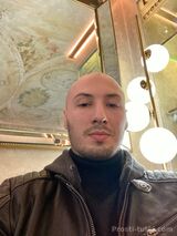 Миниатюра Мужчина Артём Центр Фотография 